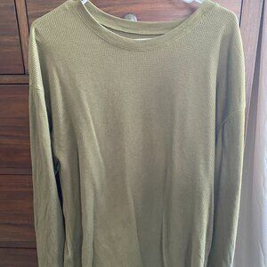 Time & Tru Green longsleeve top